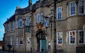 Angel And Royal Hotel